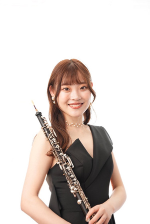 第3公演でオーボエを演奏する三宅彩葉